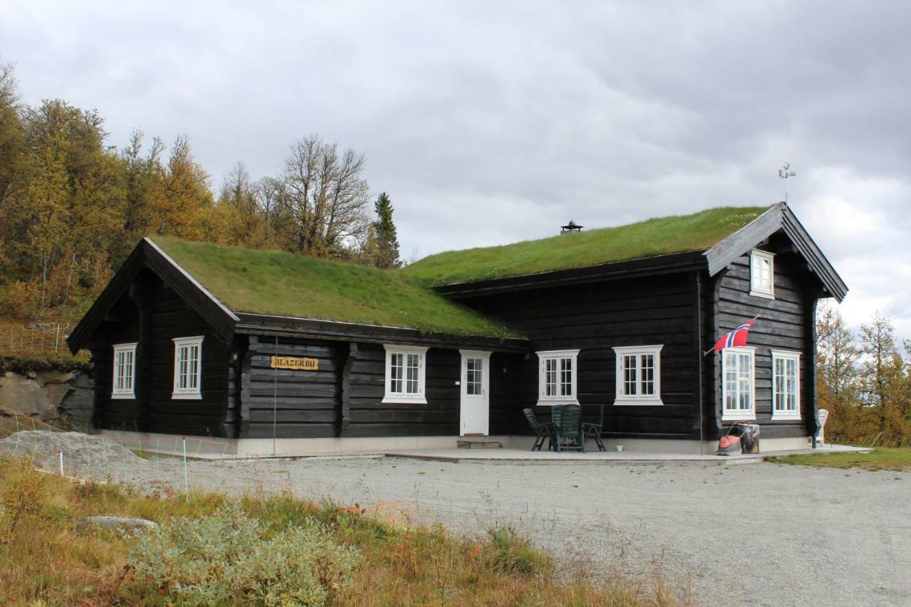 Blazerbu Four-Bedroom Chalet Myro Zewnętrze zdjęcie