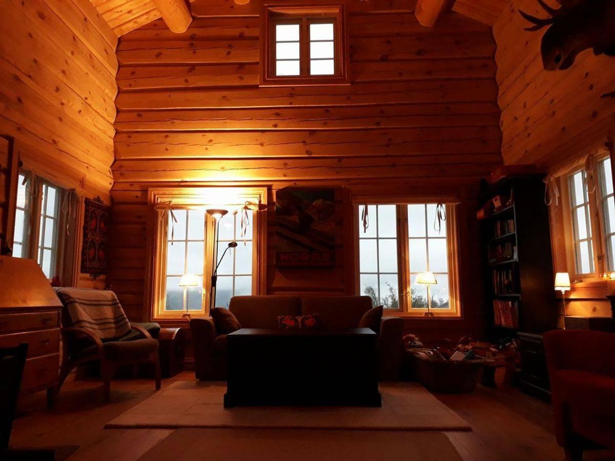 Blazerbu Four-Bedroom Chalet Myro Zewnętrze zdjęcie